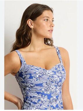 La Blanca Printed Bathing suit top